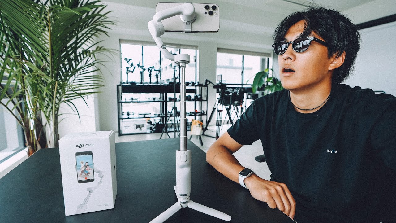 DJI OM5 最速レビュー】スマホ用ジンバルって必要なのか？ - YouTube
