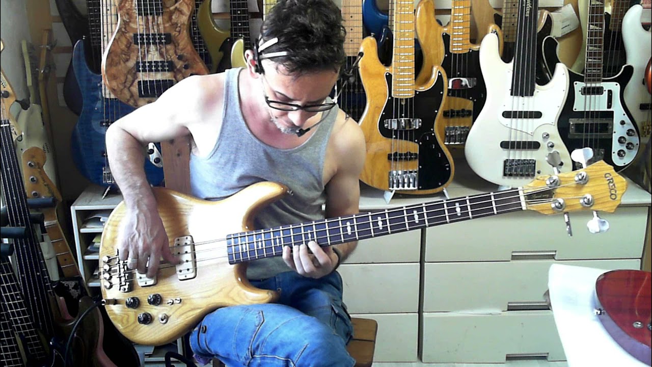 Vintage Japanese Bass Guitars: Greco GOB 900 1977 Bass