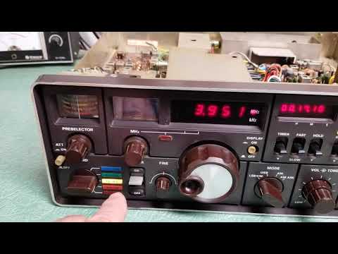 Yaesu FRG-7000 - YouTube