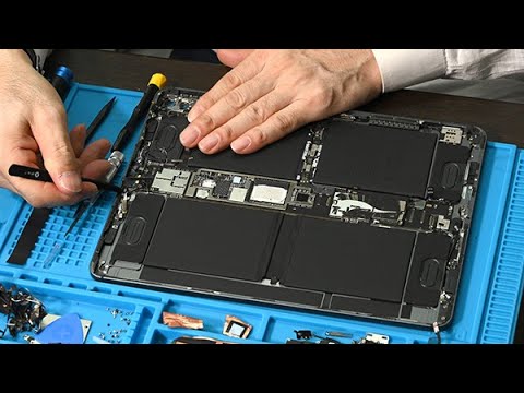 米アップルの新型iPad分解、1万個のLEDや自社半導体丸裸に - YouTube