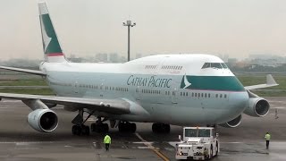 キャセイパシフィック航空のボーイング747-400旅客機が最終フライト