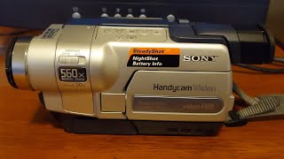 A Camcorder That Takes Hi8 Tapes - Sony Handycam CCD-TRV318 - YouTube