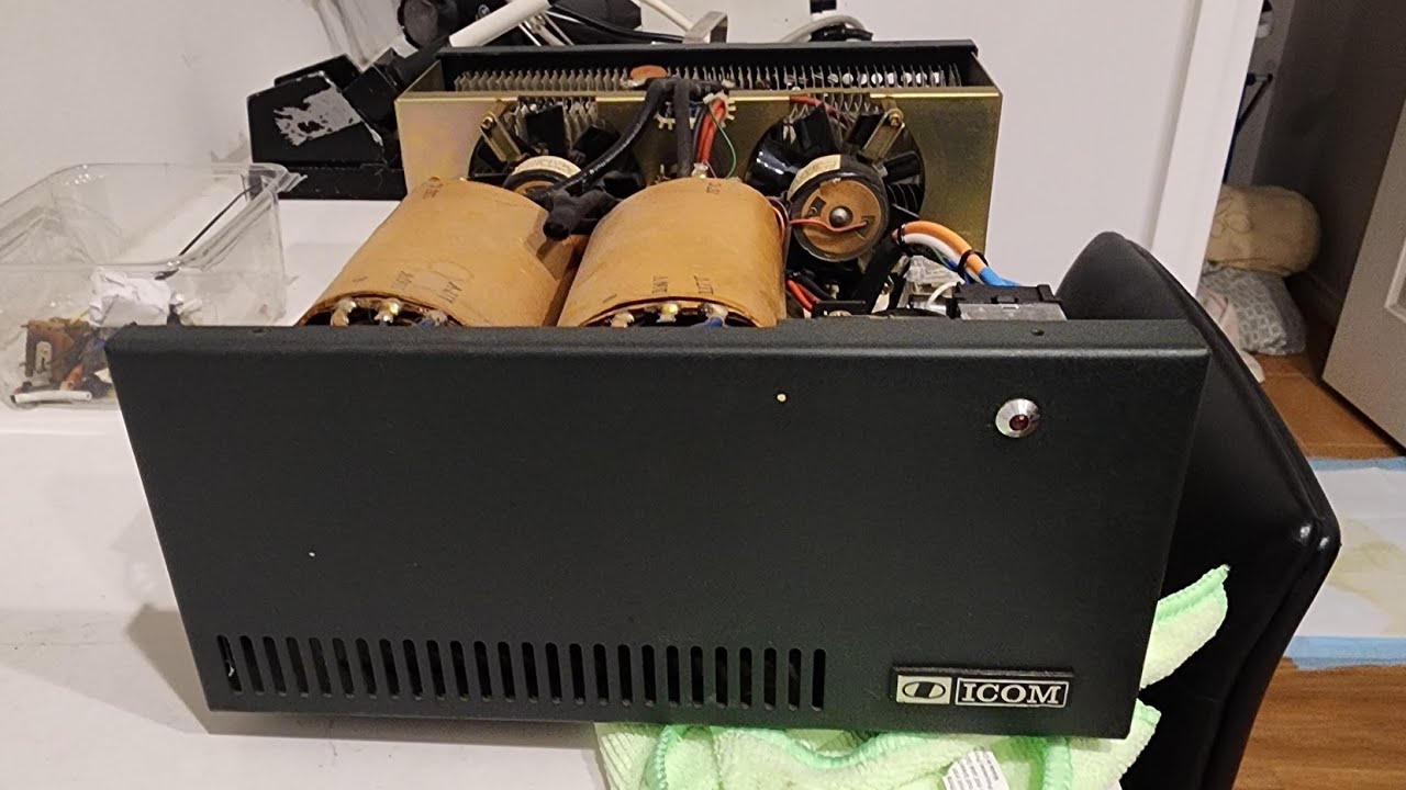 Icom IC-2KL + Power Supply Repairs Part 2 - YouTube
