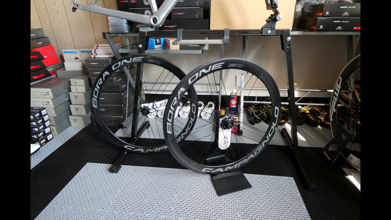 Campagnolo Bora One 50 Disc Brake Unboxing and Weight - YouTube