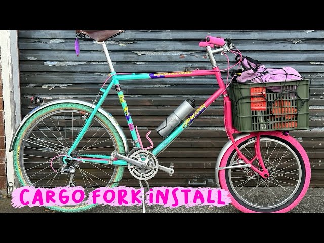 Retro Cargo commuter - Crust Clydesdale fork - YouTube