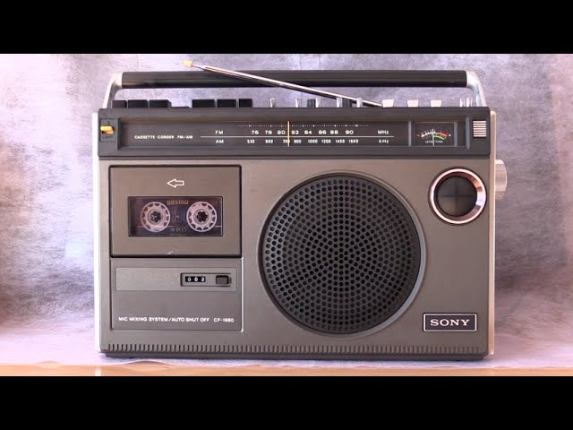 Sony スタジオ CF-1980 モノラルラジカセ №120 - YouTube