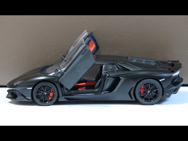 Unboxing] 1:18 AUTOart Lamborghini Aventador LP720-4 50