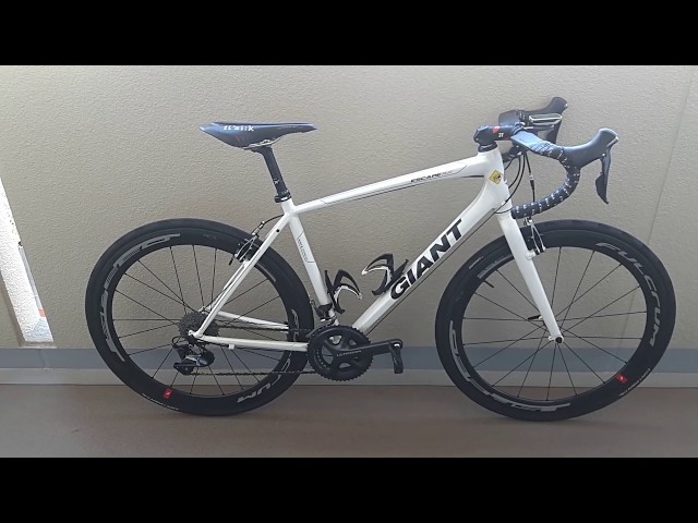 最強のエスケープが誕生？！ドロハン化したGIANT ESCAPE RX がメ