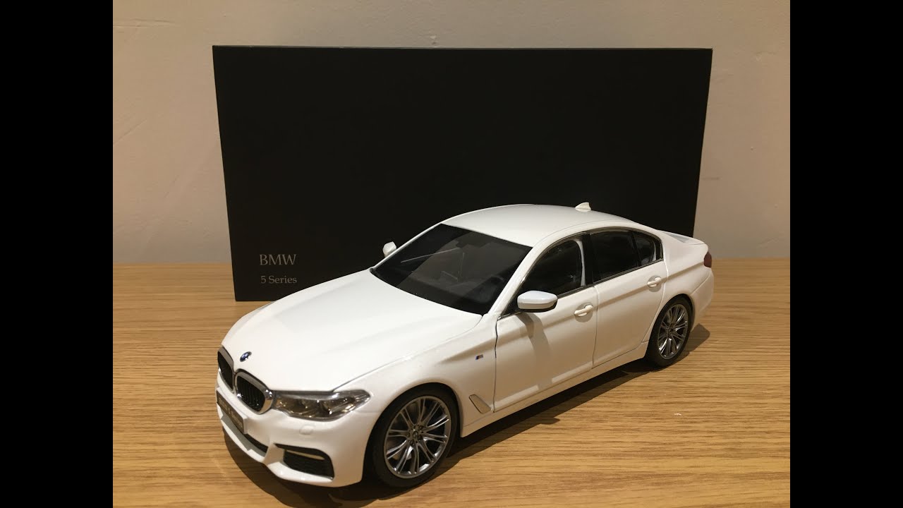 1:18 Kyosho BMW 5 Series G30 - YouTube