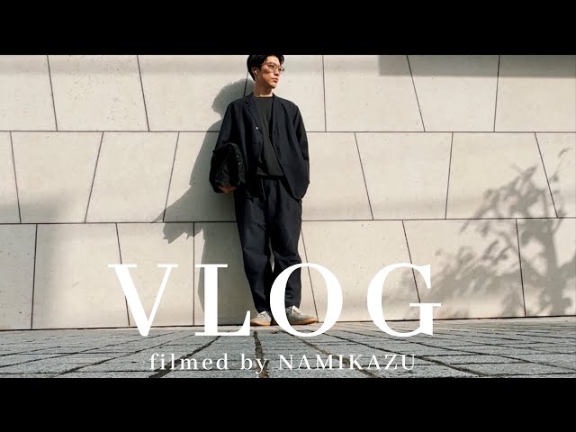 A day spent looking at cozy interiors, wearing a COMOLI wool silk