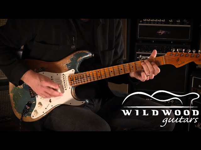 Fender Custom Shop Limited Red Hot Stratocaster • SN: CZ561902