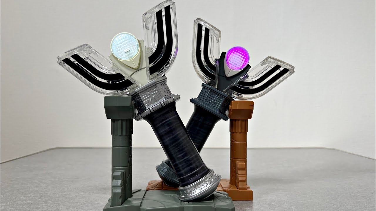 初期vs25th] ウルトラレプリカのブラックスパークレンスを徹底比較