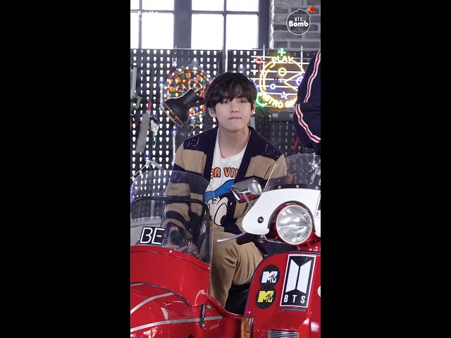 BANGTAN BOMB] 'Telepathy' Stage CAM (V focus) @ MTV Unplugged