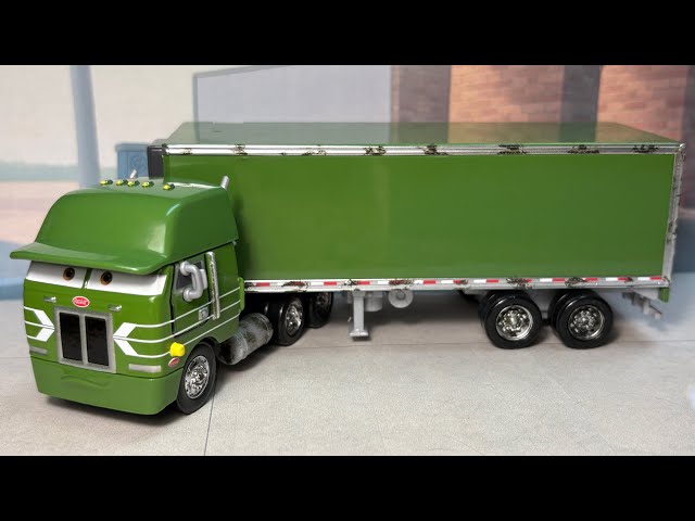 Mattel Disney•Pixar Cars Gil Hauler Die-Cast Review (2025 Variant
