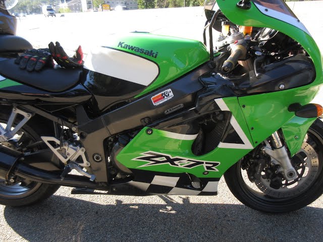 ZX7R KAWASAKI NINJA RESTORED BY LUCIANO THE FULL ADVENTURE. - YouTube