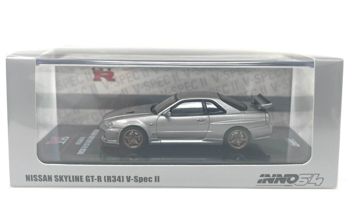 INNO64 1:64 NISSAN SKYLINE GT-R (R34) V-Spec II Silver Diecast