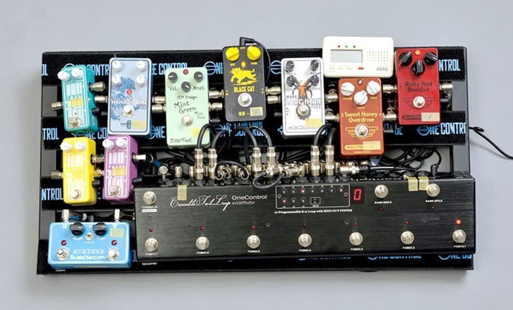 One Control Effector Programmable Switcher Crocodile Tail Loop