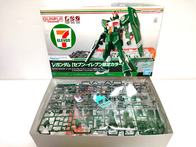 NU GUNDAM Seven Eleven Japan Limited Color 1:144 Green Plastic