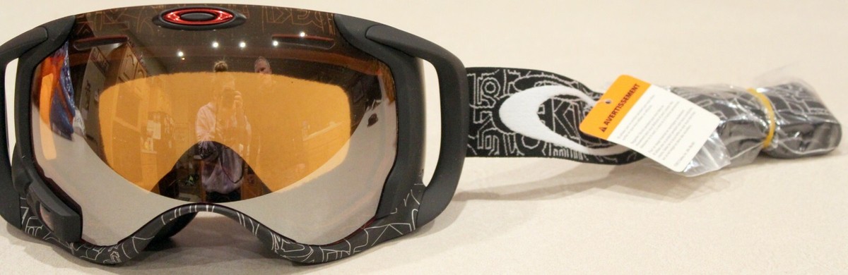 OAKLEY SKI SNOWBOARD SNOW GOGGLES AIRWAVE 1.5 FRAME W/ BLACK