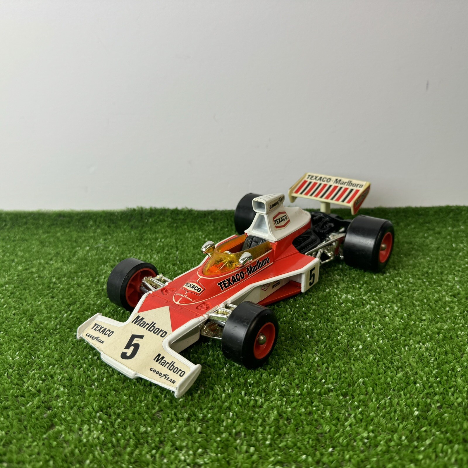 Corgi 191, Texaco Malrboro McLaren - Free Price Guide & Review