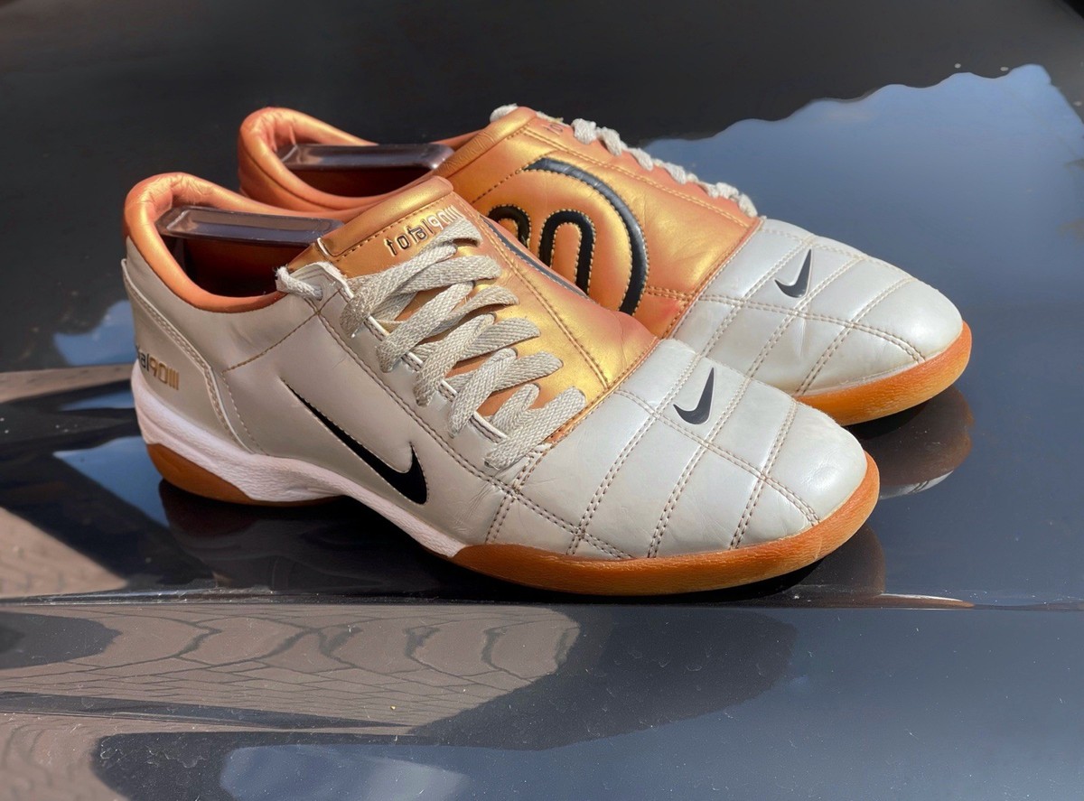 Vintage Nike Total 90 III IC Indoor Shoes Boots Cleats White Gold
