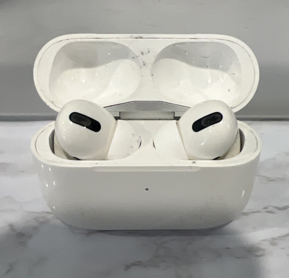 Apple AirPods Pro A2084 White Noise Cancellation Bluetooth