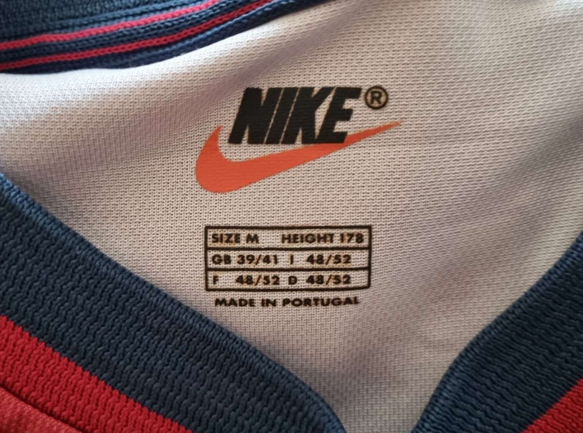 Barcelona 1998 - 1999 Home football Nike shirt #4 Guardiola size