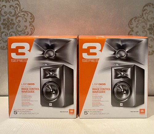 JBL LSR305 5