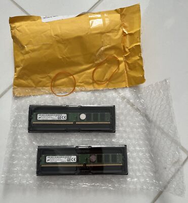 SK Hynix 16GB DDR5 5600 EC4 UDIMM ECC RAM 1Rx8 PC5-5600B-ED0-1010