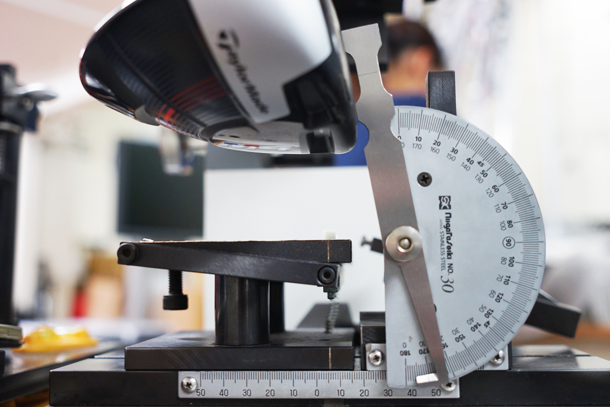 自分に合ったスペックは？ 打点がぶれても曲がらない「テーラーメイド