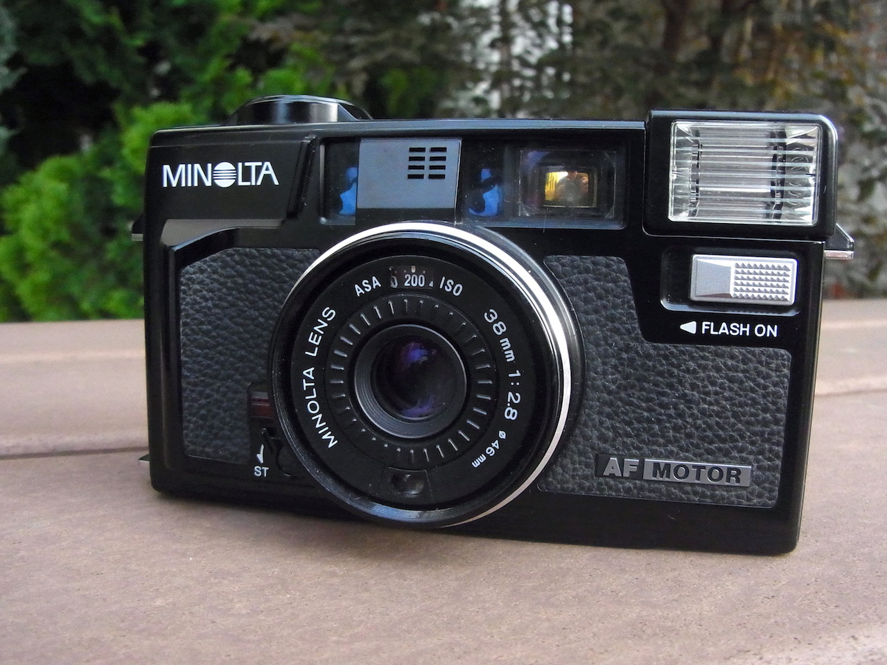 Minolta Hi-Matic AF2 MD – Camera Go Camera