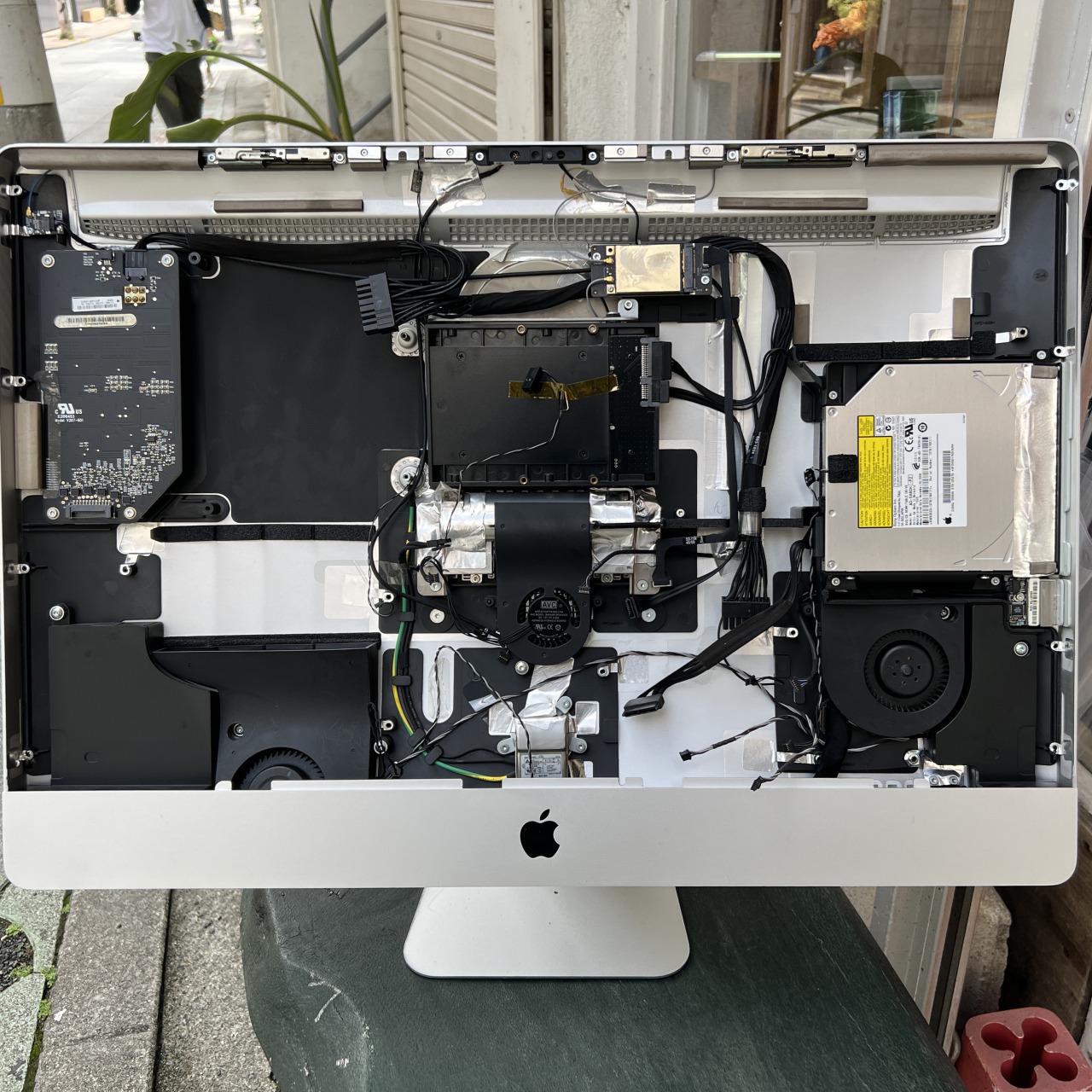 iMac (27-inch, Late 2009) 画面は乱れてないのにGPU不良だったケース