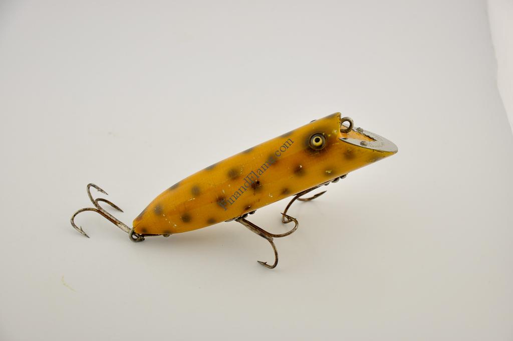 Heddon Basser Antique Lure - Fin & Flame
