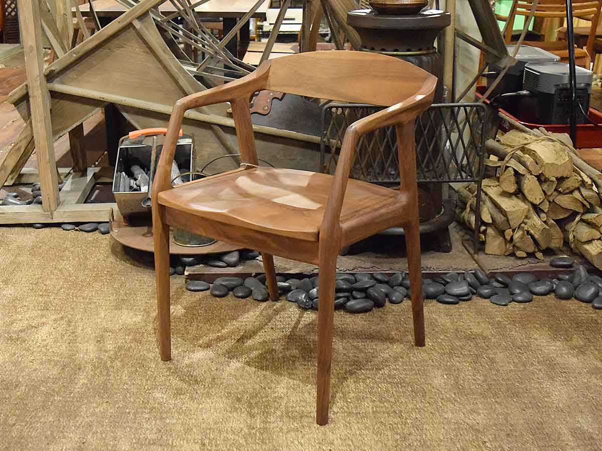 大川家具ウォールナット材無垢チェアー | 大川人気のおすすめ家具屋