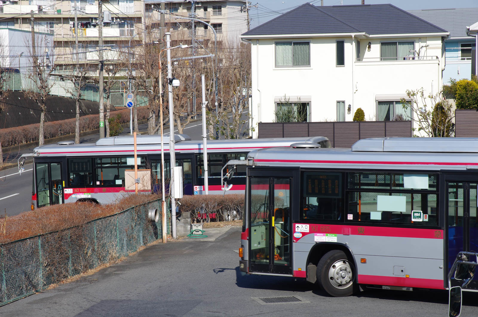 東急バス NJ665 | 路線バス車両アルバム