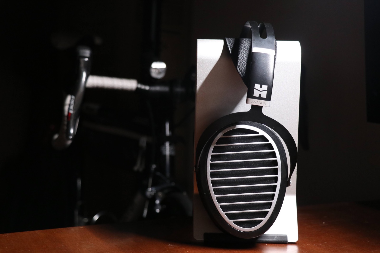 レビュー】HIFIMAN ANANDA 平面磁界駆動型ヘッドホン | やくものガレージ