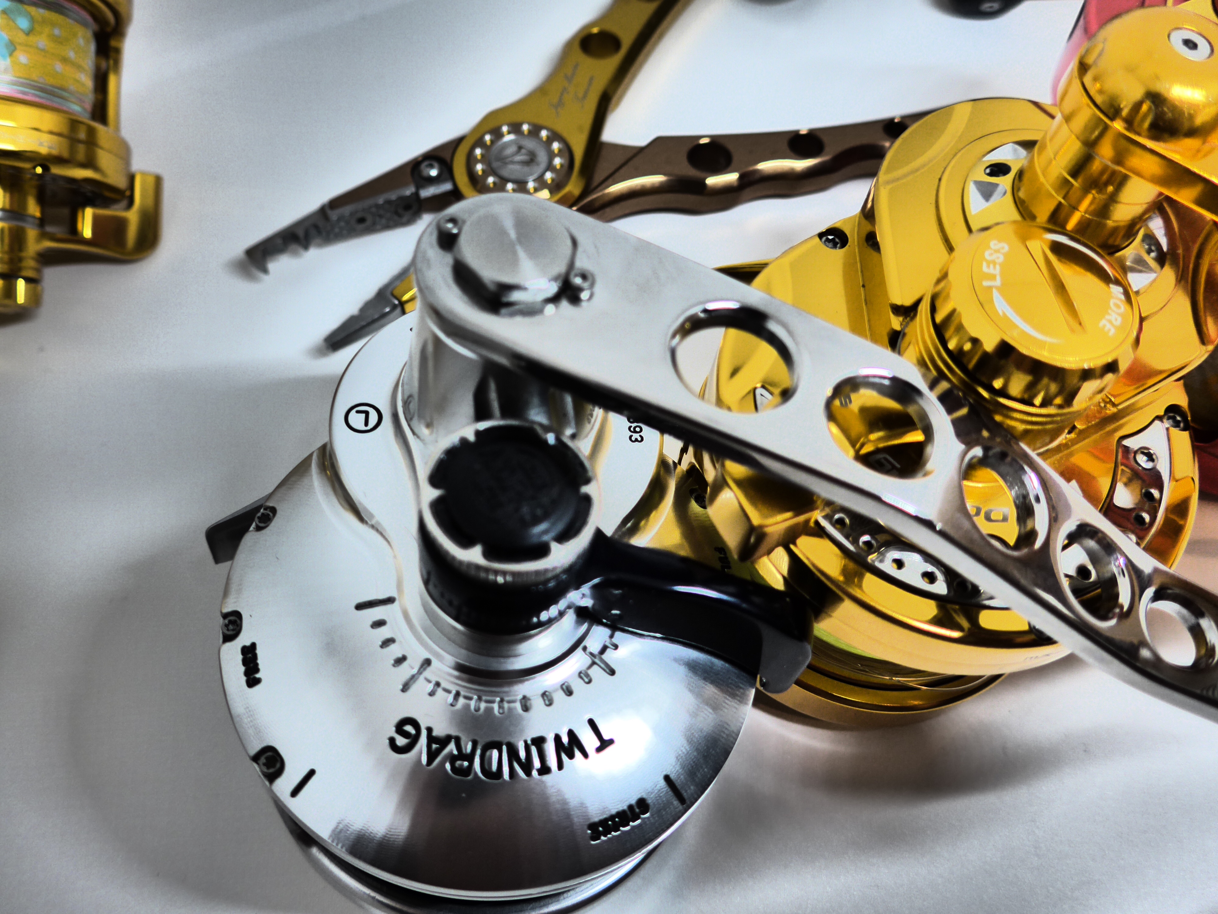 アキュレートのハンドルが折れた🙄 – 【手巻き深海 専門店】