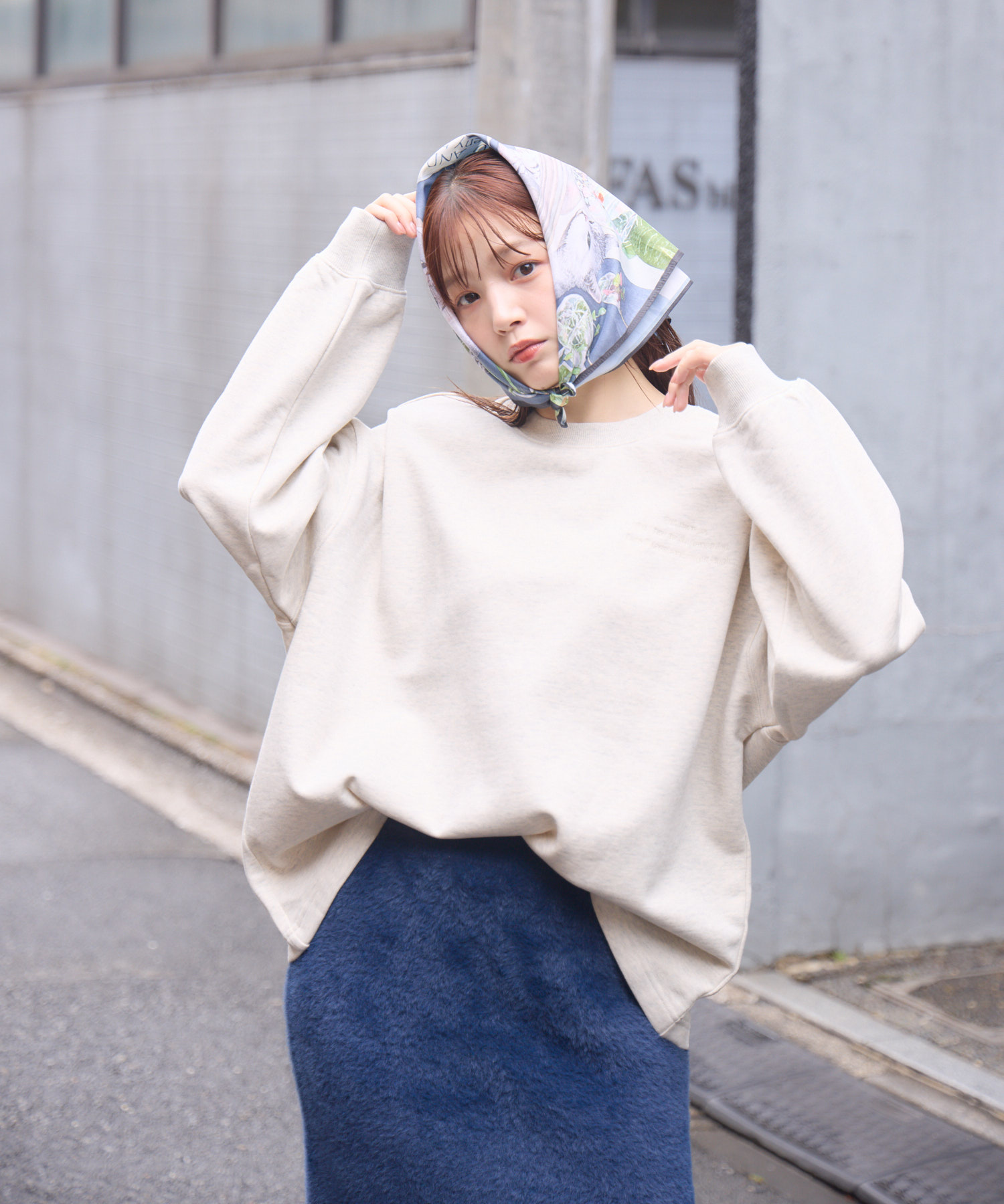 分かち合う日々』スカーフ / meeny miny | IKG crossing