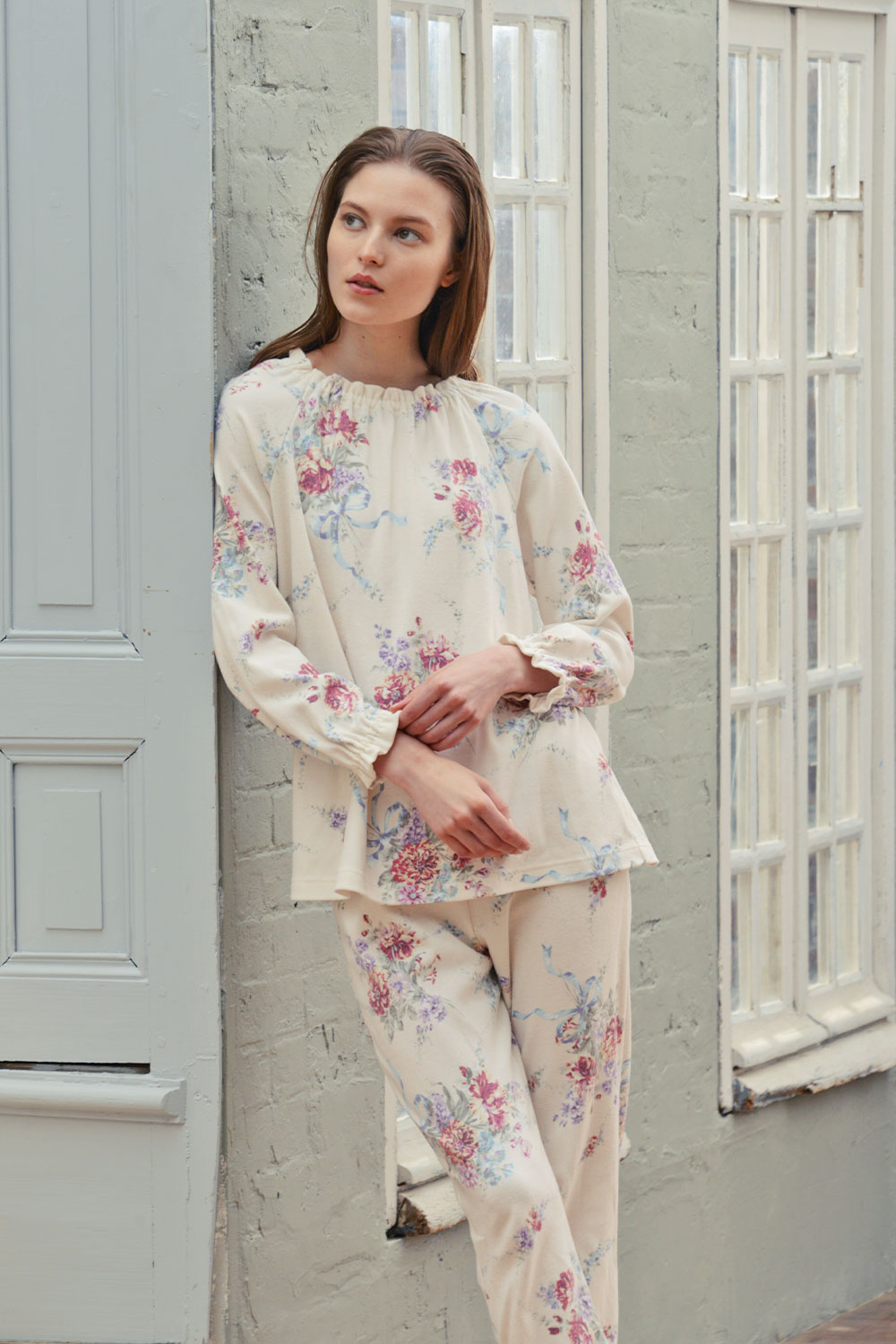 イクコ/IKUKO スムース花柄プリント ラグランスリーブパジャマ – IKUKO