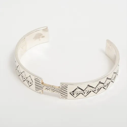 エルメス トゥアレグ 925 バングル T4 シルバー ABランクの買取実績