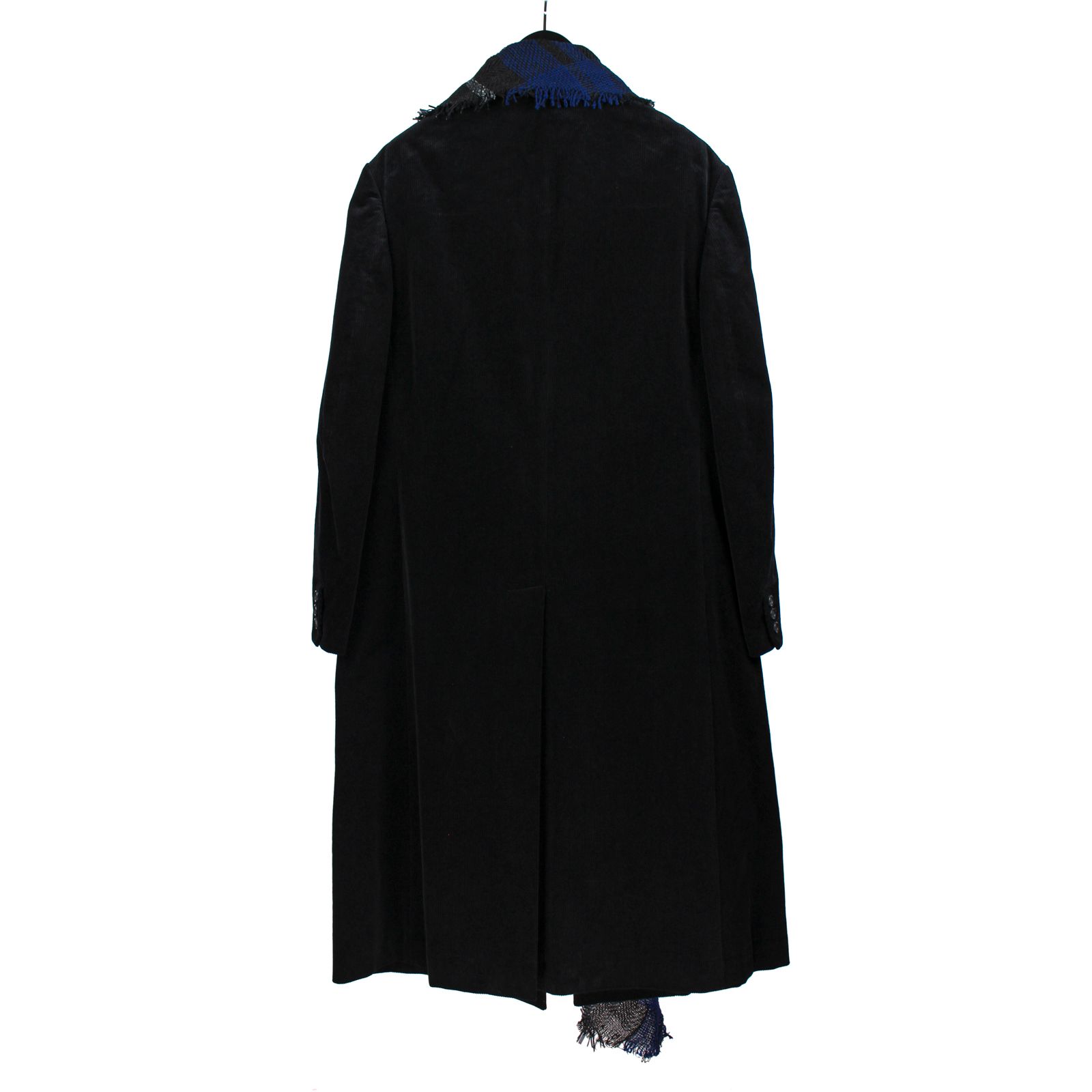 EAM4HxVYUCZD.jpg?width=768