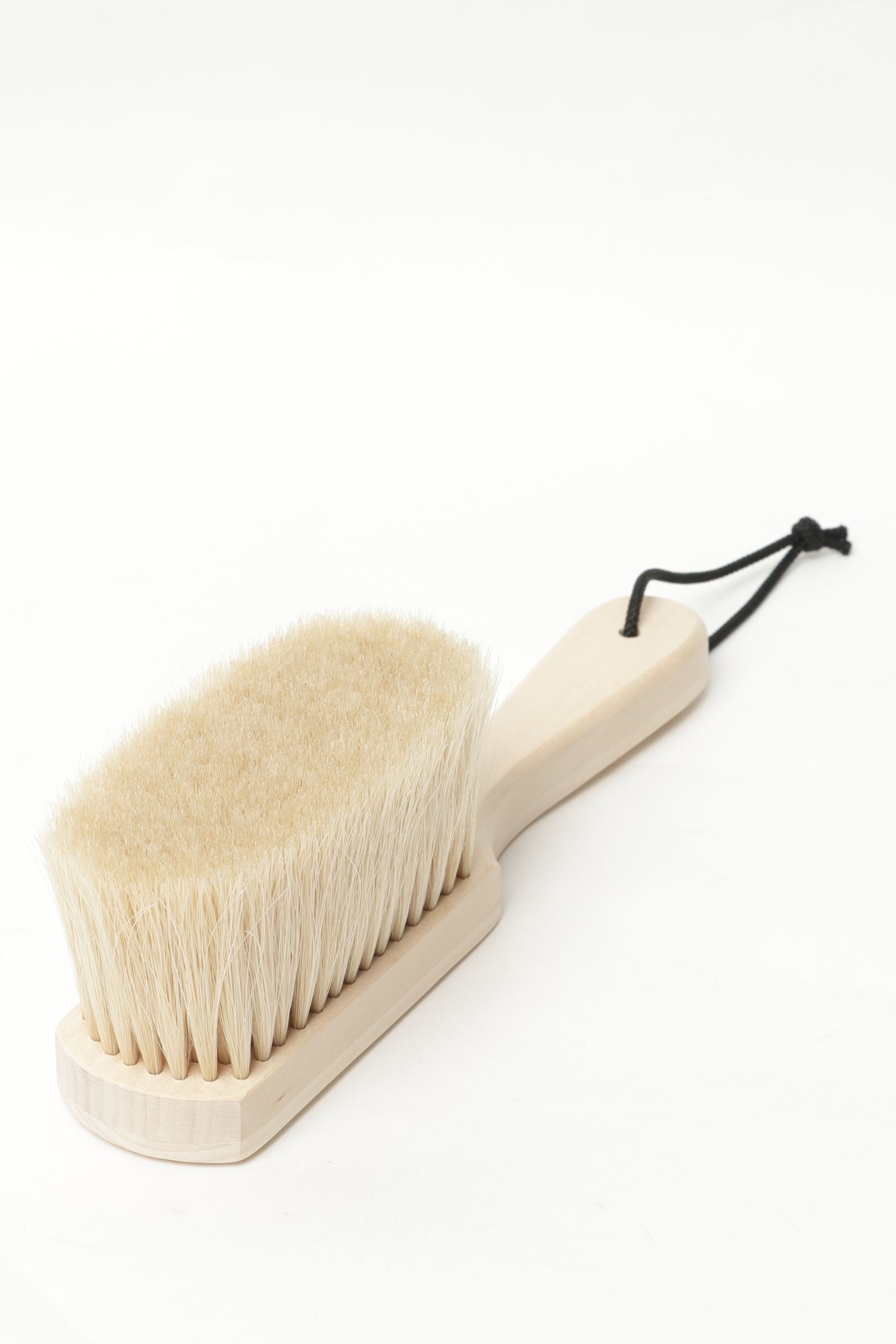 ブラシの平野 - 【高級】洋服ブラシ 手植え羽子板型 | BEKKU HOMME