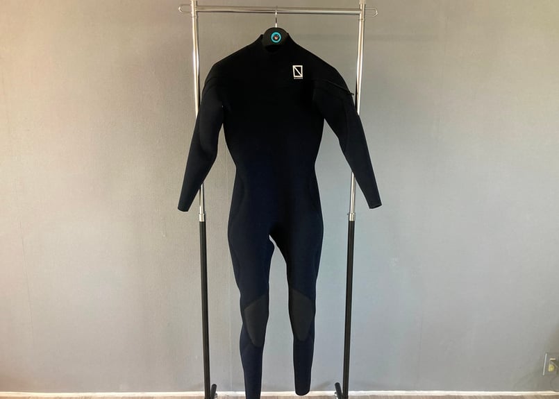 BLACKBOX wetsuits | CNA SURFSHOP