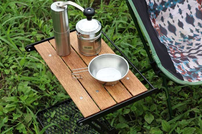 ネイチャートーンズの万能サイドテーブル「リトルブレイクスタンドL