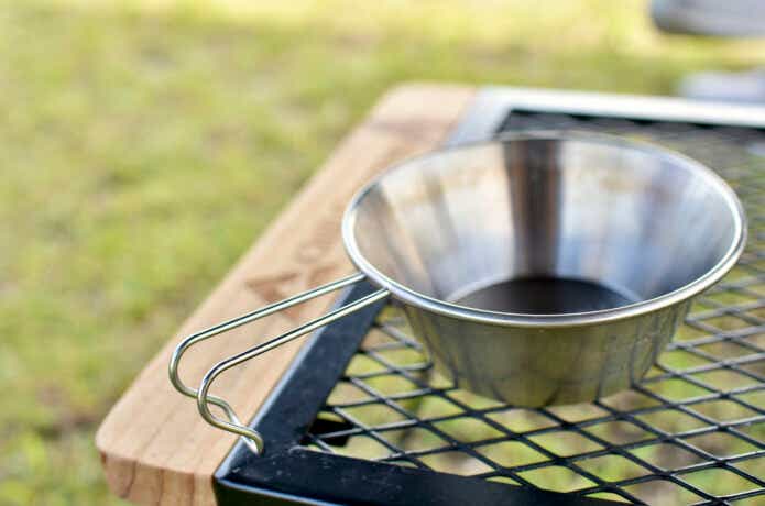 ユニフレームのシェラカップ使用レビュー！サイズ・素材ごとの違いは