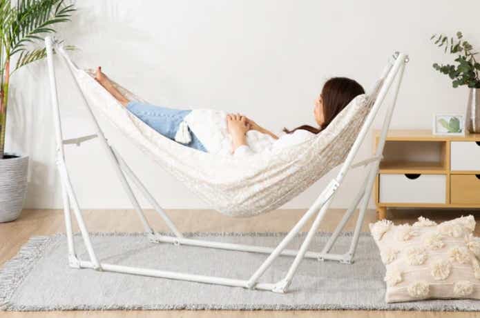 売れてるのはコレ】室内用ハンモックのおすすめ14選！おしゃれなチェア
