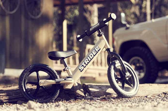 ストライダーから日本上陸15周年を記念した限定カラー「SAFARI