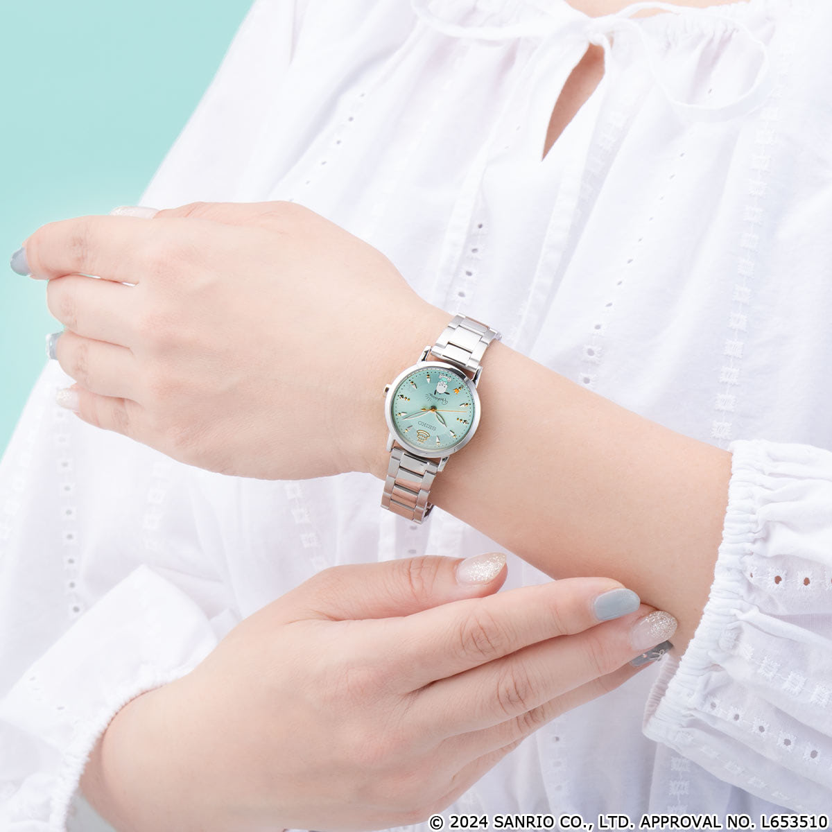 サンリオ】セイコーのコラボウォッチでポチャッコとお散歩気分