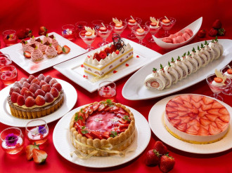 コップのフチ子」×「ご当地キティ」が福岡限定コラボ 県産イチゴが