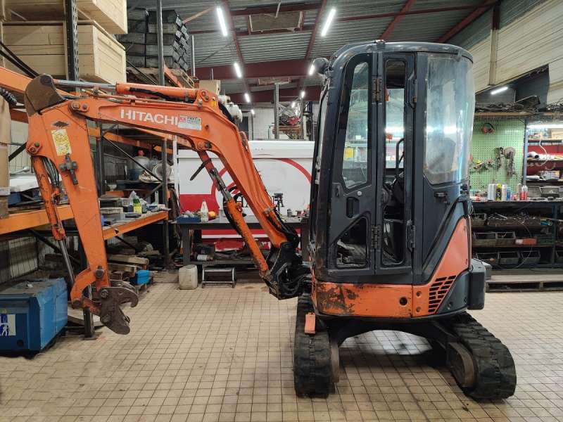 Mini Digger Hitachi Zx22u-2 Clr used - Mini Diggers used | Sodineg
